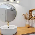 Holiday home 5 Star Holiday Home In Nexo *