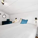 5 Star Holiday Home In Nexo Holiday home *
