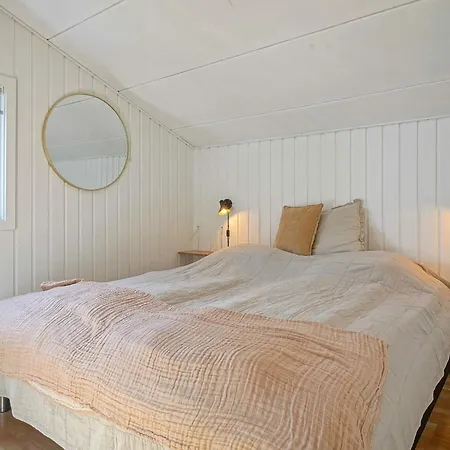 5 Star Holiday Home In Nexo * Neksø